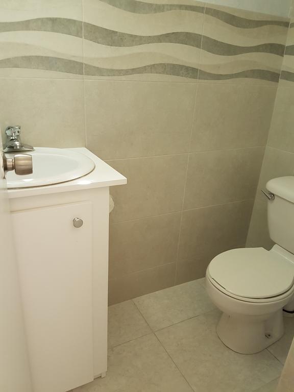 Glynver Apartments Крайст Чърч Екстериор снимка