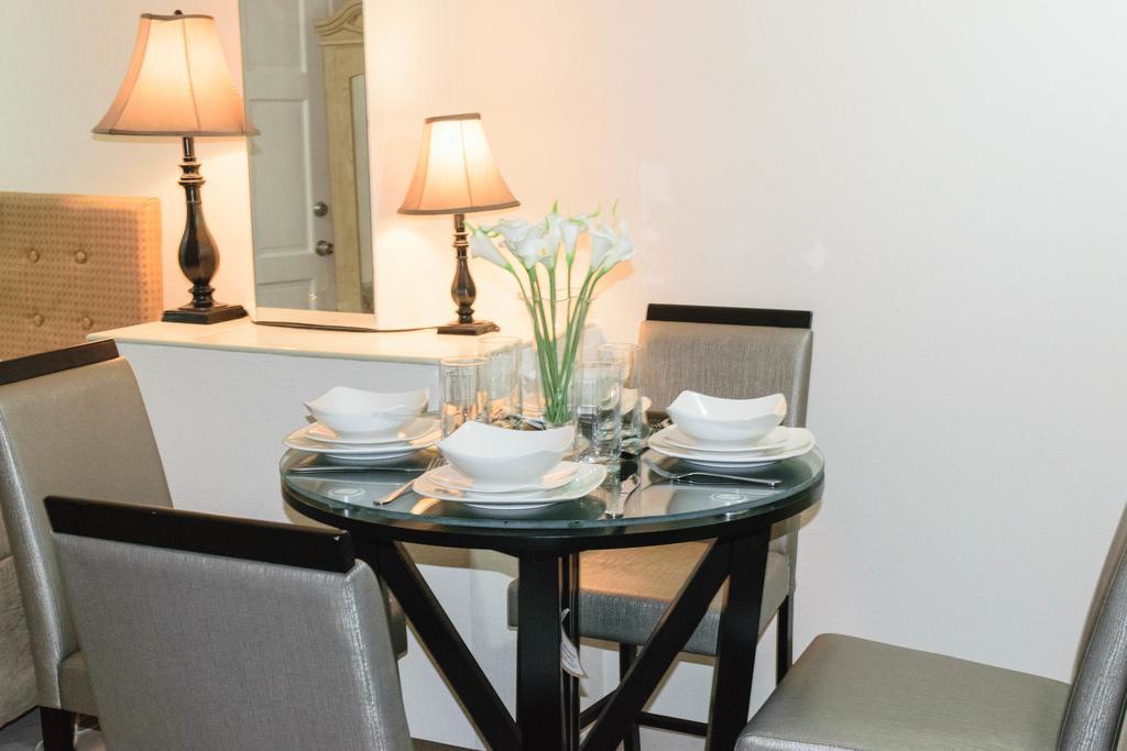 Glynver Apartments Крайст Чърч Екстериор снимка